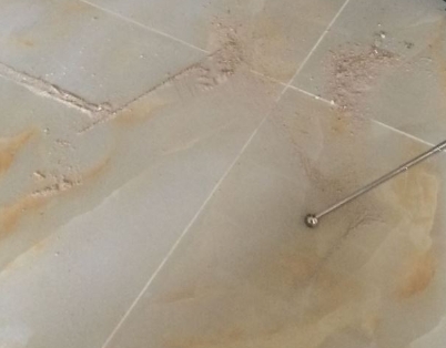 文圣瓷砖空鼓维修公司分享粘合剂选择不当在瓷砖铺贴过程中可能导致以下问题